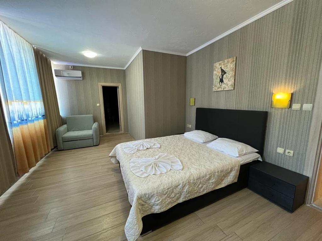 Family Hotel Gallery Sunny Beach Room photo