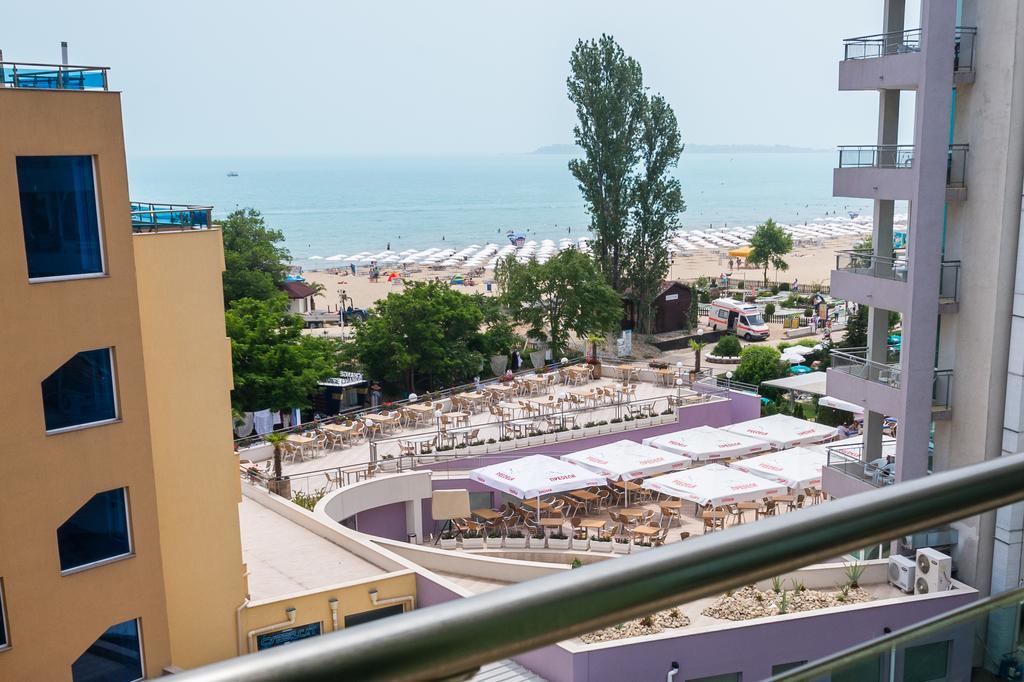 Family Hotel Gallery Sunny Beach Exterior photo