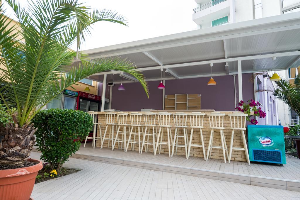 Family Hotel Gallery Sunny Beach Exterior photo