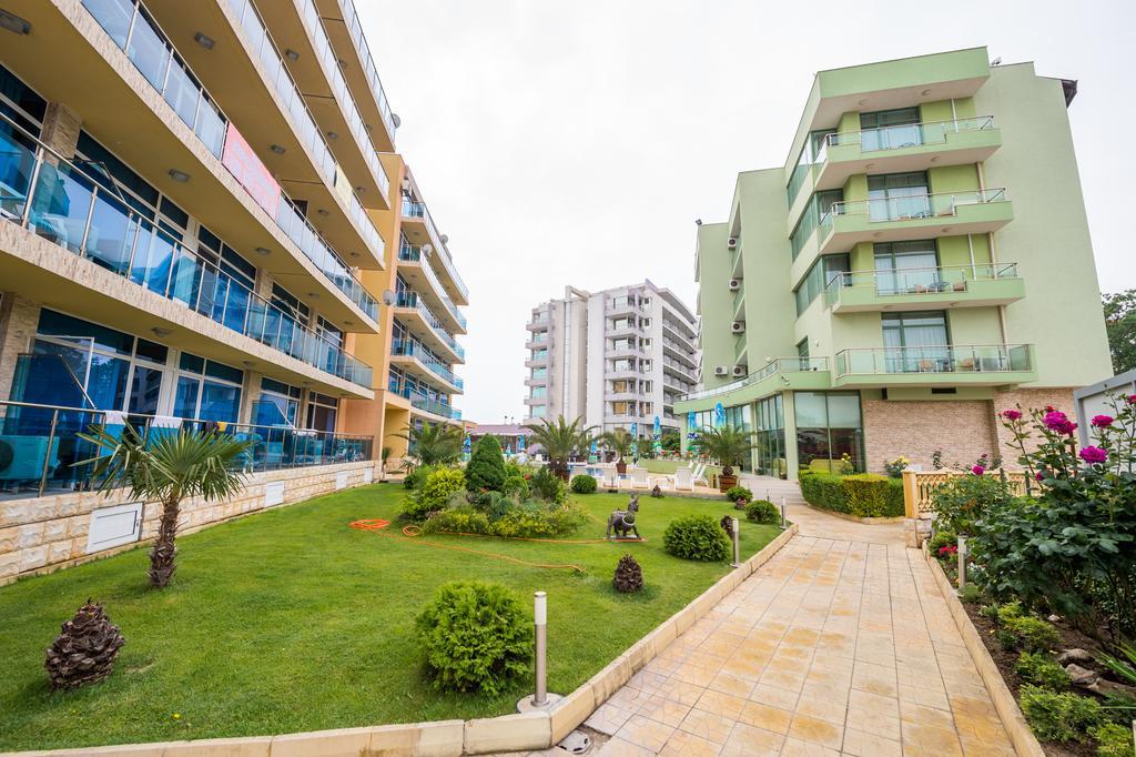 Family Hotel Gallery Sunny Beach Exterior photo